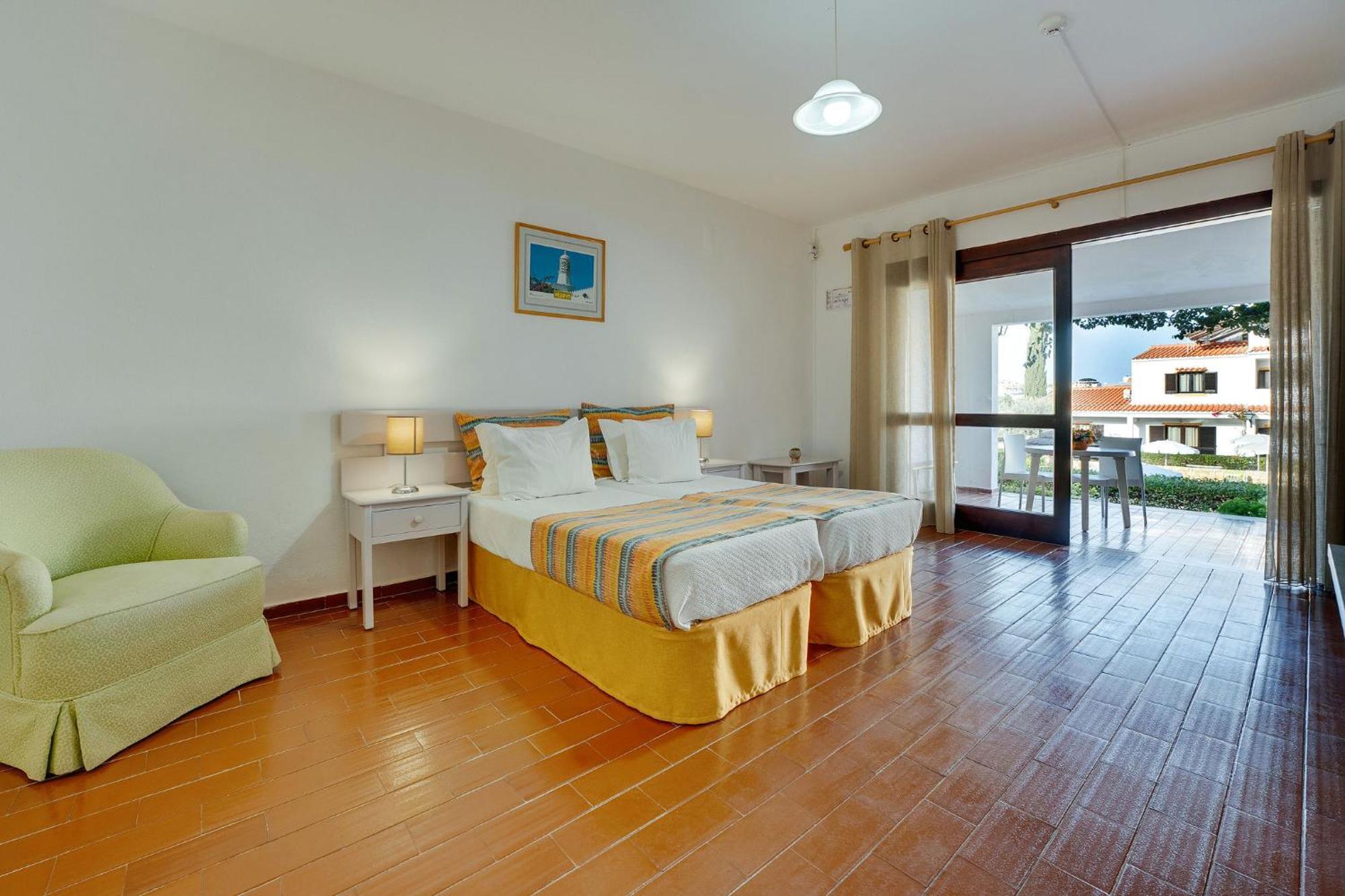 Balaia Sol Holiday Club "Family Resort" อัลบูเฟรา ภายนอก รูปภาพ