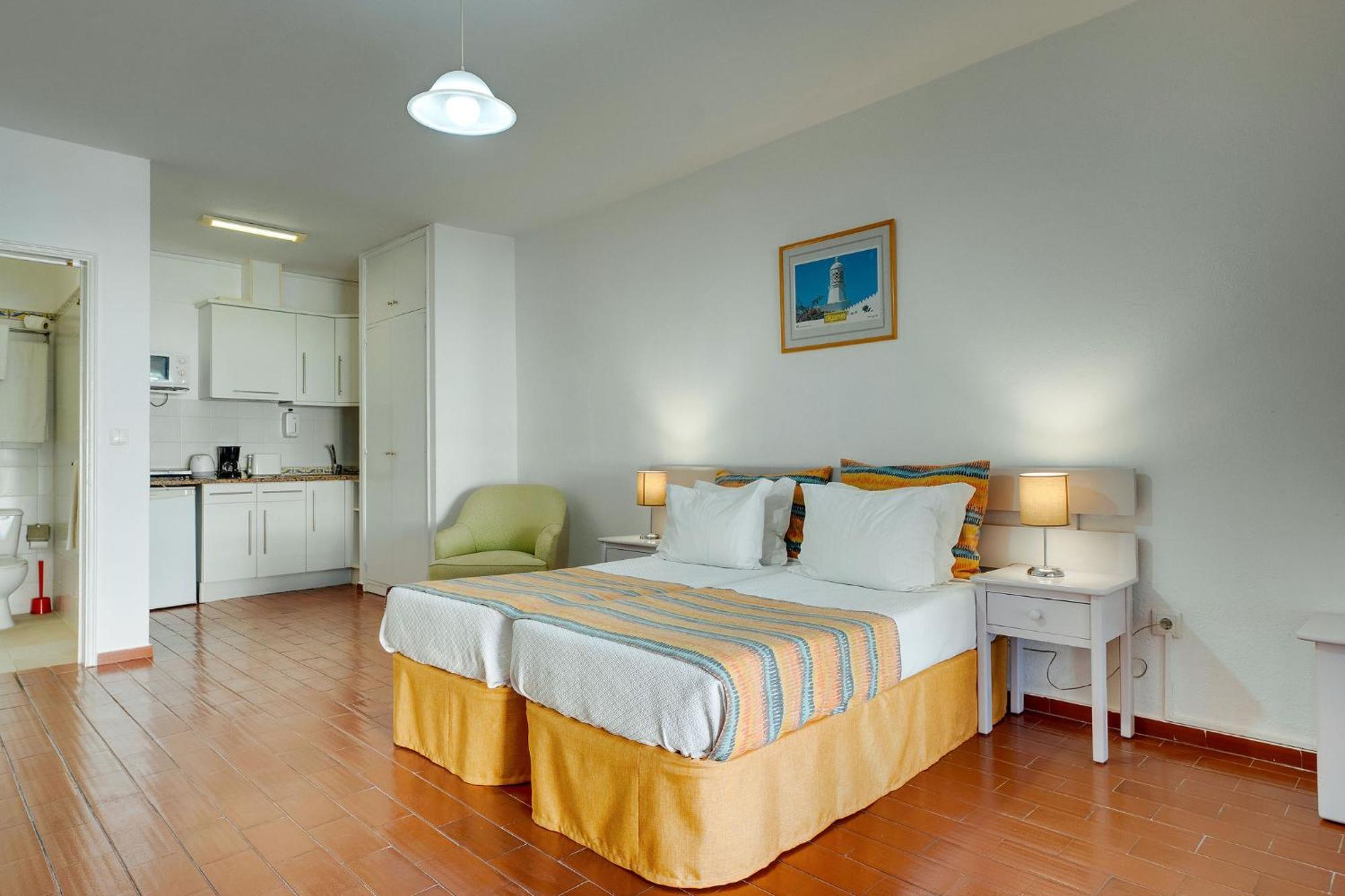 Balaia Sol Holiday Club "Family Resort" อัลบูเฟรา ภายนอก รูปภาพ